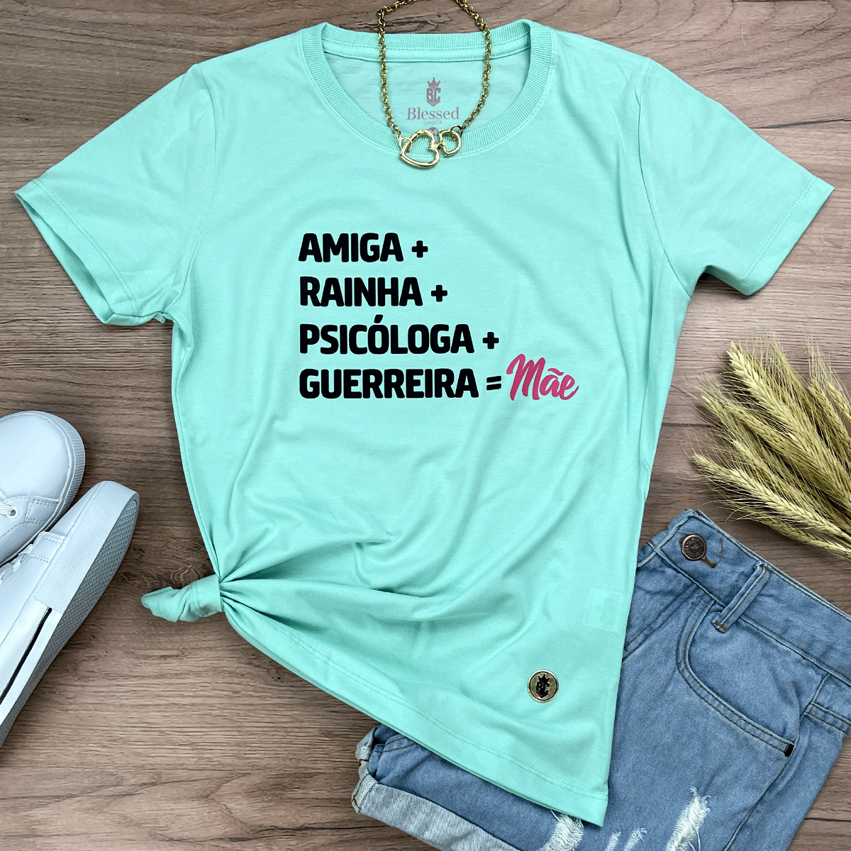 Camiseta Feminina Verde Menta Amiga Igual Mãe