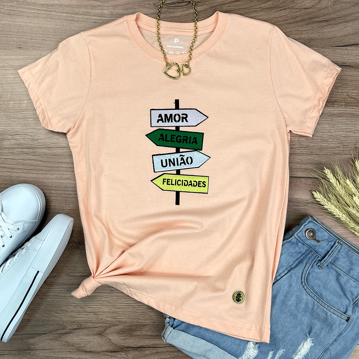 Camiseta Feminina Salmão Direção Amor