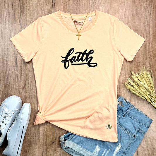 Camiseta Feminina Salmão Aplique Faith