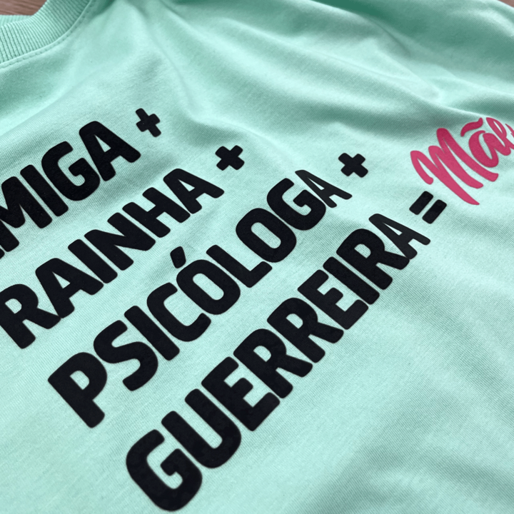 Camiseta Feminina Verde Menta Amiga Igual Mãe